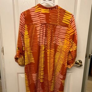 Manuhealii Dress EUC, Size Medium, beautiful dress, length right above the knee.